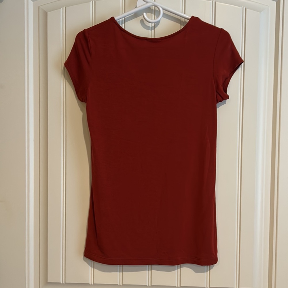 Rust, V-neck top! - Picture 3 of 4
